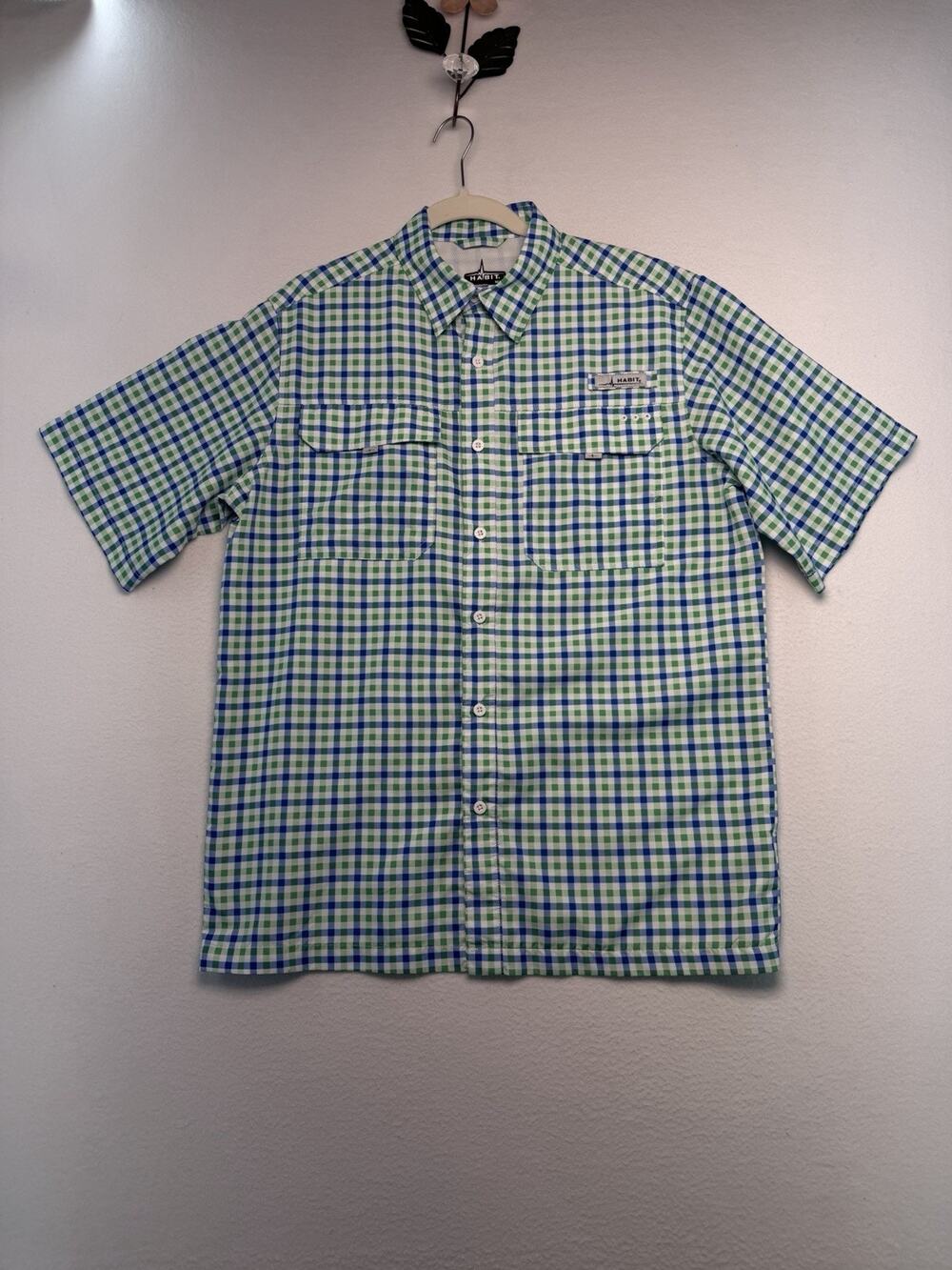 Habit Men's M Short Sleeve Checkered Outdoor Fishing Vented Button Up Shirt